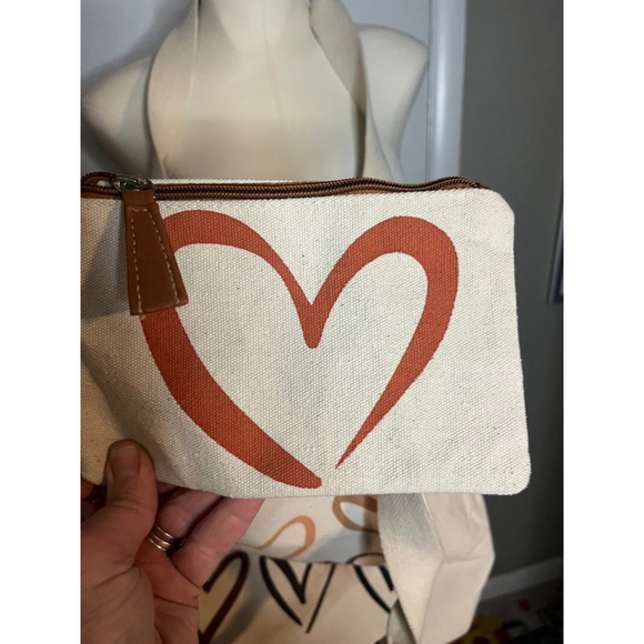 nwt oversized tote with clutch purse by Madrid - Picture 7 of 9